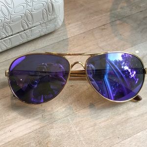 Polarized Oakley aviators